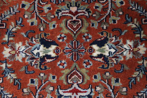 Semnan Beige Runner Hand Knotted 24 X 60  Area Rug 250-25727 Image 4