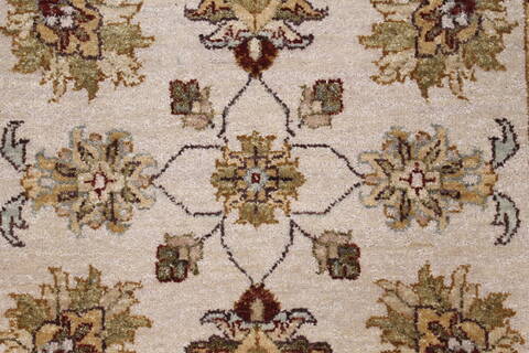 Kashan Beige Runner Hand Knotted 27 X 60  Area Rug 250-25774 Image 3