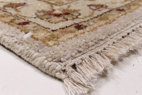 Kashan Beige Runner Hand Knotted 27 X 60  Area Rug 250-25774 Image 5