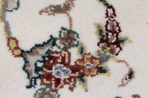 Kashmar Beige Runner Hand Knotted 26 X 60  Area Rug 250-25806 Image 7