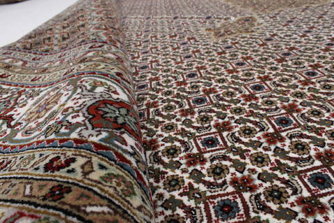 Mahi Beige Hand Knotted 87 X 119  Area Rug 250-25809 Image 8
