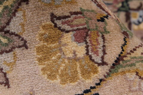 Tabriz Beige Hand Knotted 91 X 122  Area Rug 250-25812 Image 10