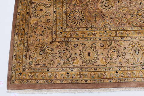Tabriz Beige Hand Knotted 91 X 122  Area Rug 250-25812 Image 5