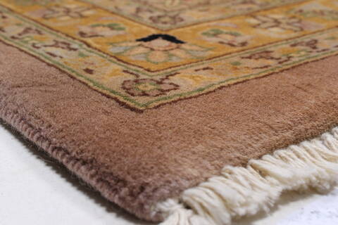 Tabriz Beige Hand Knotted 91 X 122  Area Rug 250-25812 Image 6