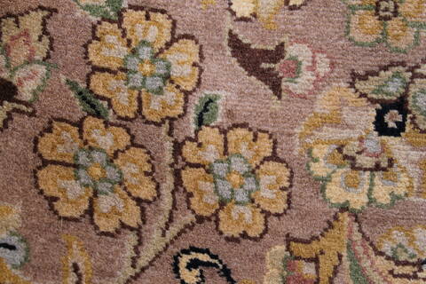 Tabriz Beige Hand Knotted 91 X 122  Area Rug 250-25812 Image 7