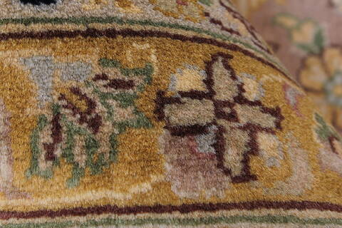 Tabriz Beige Hand Knotted 91 X 122  Area Rug 250-25812 Image 8