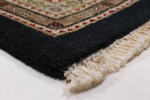 Mahi Black Hand Knotted 82 X 114  Area Rug 250-25824 Image 5