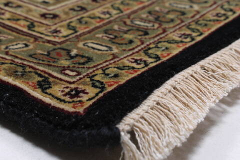 Herati Beige Hand Knotted 90 X 115  Area Rug 250-25827 Image 5