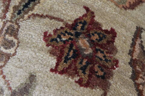 Kashmar Beige Hand Knotted 90 X 120  Area Rug 250-25829 Image 7
