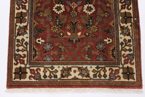 Semnan Beige Runner Hand Knotted 20 X 510  Area Rug 250-25891 Image 4