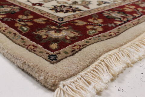 Kashmar Beige Runner Hand Knotted 28 X 61  Area Rug 250-25911 Image 4