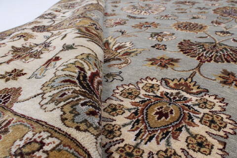 Kashan Beige Hand Knotted 89 X 116  Area Rug 250-25938 Image 8