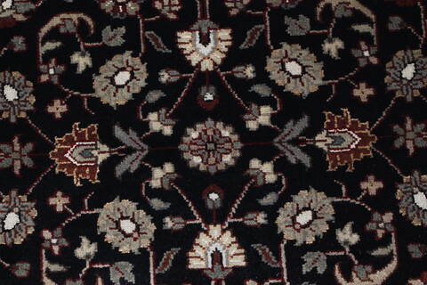 Kashmar Beige Runner Hand Knotted 28 X 61  Area Rug 250-26043 Image 4