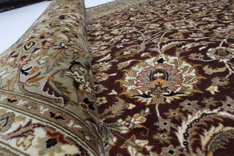 Tabriz Beige Hand Knotted 90 X 1110  Area Rug 250-26075 Image 11