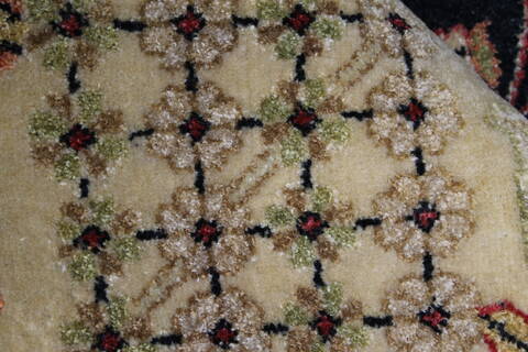 Tabriz Beige Hand Knotted 91 X 119  Area Rug 250-26076 Image 10