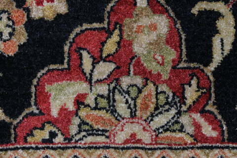 Tabriz Beige Hand Knotted 91 X 119  Area Rug 250-26076 Image 8