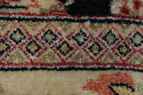 Tabriz Beige Hand Knotted 91 X 119  Area Rug 250-26076 Image 9
