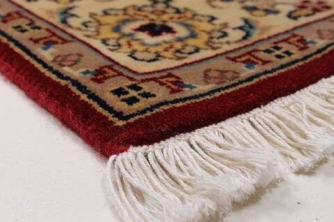 Isfahan Red Runner Hand Knotted 27 X 61  Area Rug 250-26086 Image 5