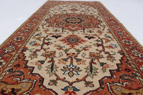 Serapi White Runner Hand Knotted 27 X 59  Area Rug 250-26090 Image 10