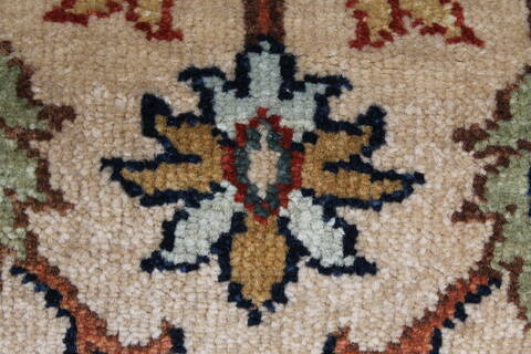 Serapi White Runner Hand Knotted 27 X 59  Area Rug 250-26090 Image 5