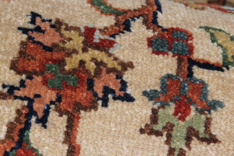 Serapi White Runner Hand Knotted 27 X 59  Area Rug 250-26090 Image 6