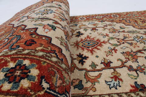 Serapi White Runner Hand Knotted 27 X 59  Area Rug 250-26090 Image 8