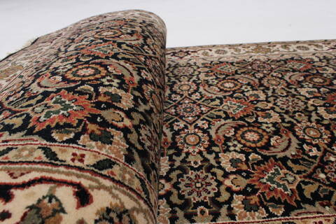 Herati Beige Hand Knotted 28 X 61  Area Rug 250-26172 Image 9