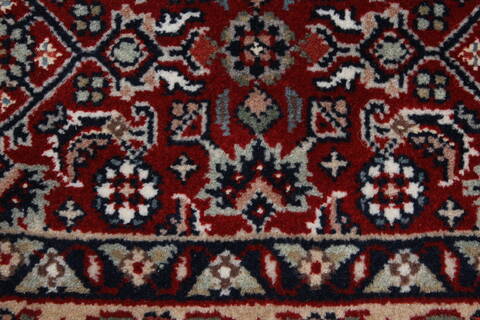 Herati Red Hand Knotted 81 X 114  Area Rug 250-26174 Image 7