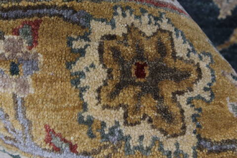Isfahan Beige Hand Knotted 91 X 130  Area Rug 250-26177 Image 10