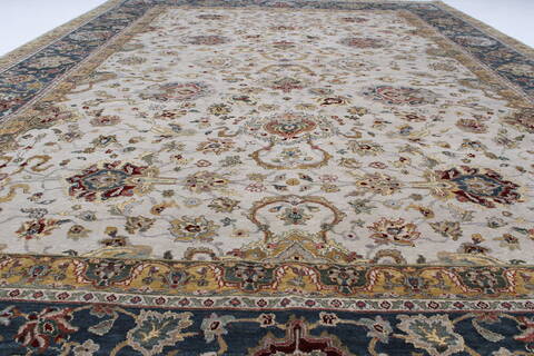 Isfahan Beige Hand Knotted 91 X 130  Area Rug 250-26177 Image 2