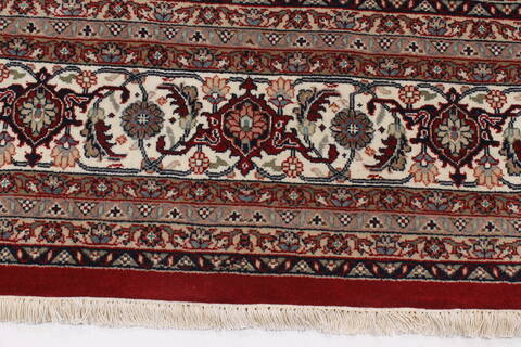Bidjar Red Hand Knotted 711 X 115  Area Rug 250-26186 Image 5