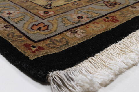Kashan Beige Hand Knotted 811 X 123  Area Rug 250-26189 Image 7