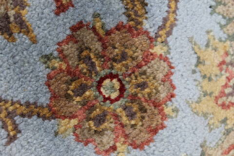 Kashan Beige Round Hand Knotted 80 X 80  Area Rug 250-26251 Image 7