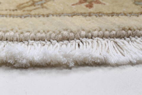 Pishavar Beige Round Hand Knotted 80 X 81  Area Rug 250-26258 Image 5