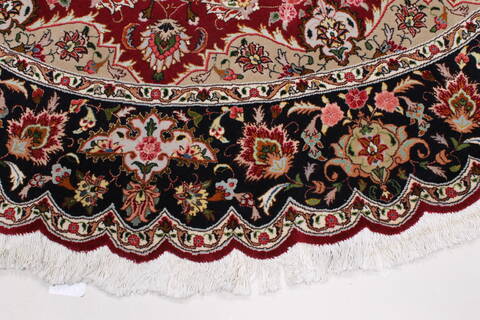 Tabriz Purple Round Hand Knotted 69 X 69  Area Rug 250-26268 Image 3
