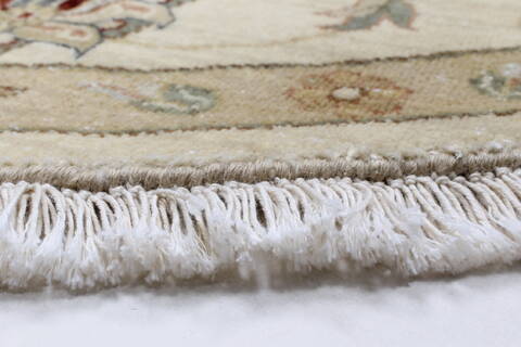 Pishavar Beige Round Hand Knotted 80 X 80  Area Rug 250-26280 Image 5