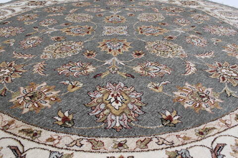 Kashan Beige Round Hand Knotted 80 X 80  Area Rug 250-26324 Image 4