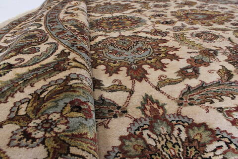 Kashmar Beige Round Hand Knotted 710 X 711  Area Rug 250-26335 Image 1
