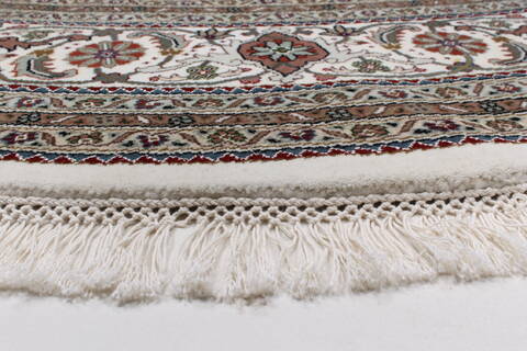 Tabriz Beige Round Hand Knotted 84 X 84  Area Rug 250-26337 Image 5