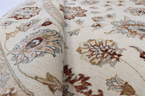 Chobi Beige Round Hand Knotted 711 X 711  Area Rug 250-26368 Image 1