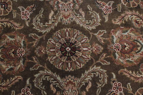 Kashan Beige Round Hand Knotted 80 X 80  Area Rug 250-26375 Image 5