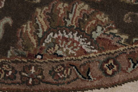 Kashan Beige Round Hand Knotted 80 X 80  Area Rug 250-26375 Image 8