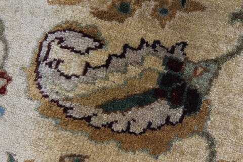 Kashan Beige Round Hand Knotted 83 X 84  Area Rug 250-26387 Image 1