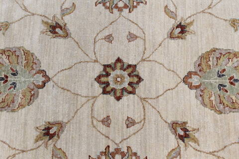 Chobi Beige Round Hand Knotted 80 X 81  Area Rug 250-26441 Image 4