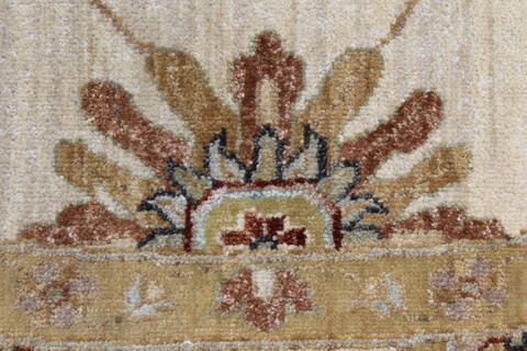 Chobi Beige Round Hand Knotted 80 X 81  Area Rug 250-26441 Image 6