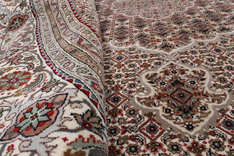 Mahi Beige Round Hand Knotted 82 X 82  Area Rug 250-26503 Image 9