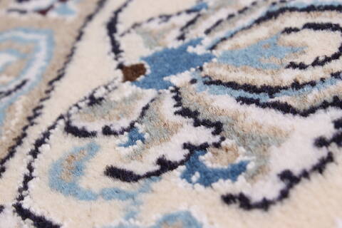 Tabas Blue Round Hand Knotted 80 X 80  Area Rug 250-26512 Image 11