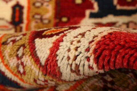 Hamedan Red Hand Knotted 37 X 63  Area Rug 100-26547 Image 1