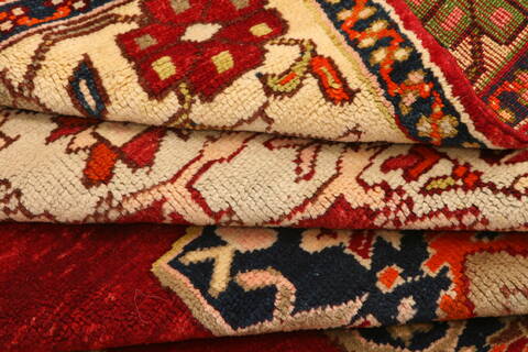 Hamedan Red Hand Knotted 37 X 63  Area Rug 100-26547 Image 5