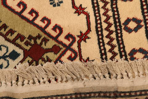 Kazak Beige Square Hand Knotted 68 X 82  Area Rug 100-26660 Image 8